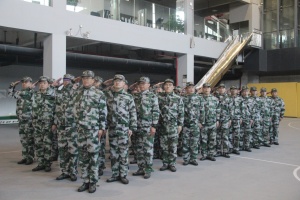 中共福建省委黨校 2025 年春季中青班軍事訓(xùn)練圓滿(mǎn)收官